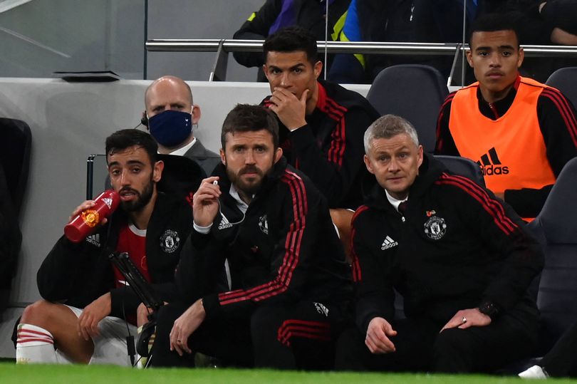 Carrick fue asistente de Solskjaer en Old Trafford