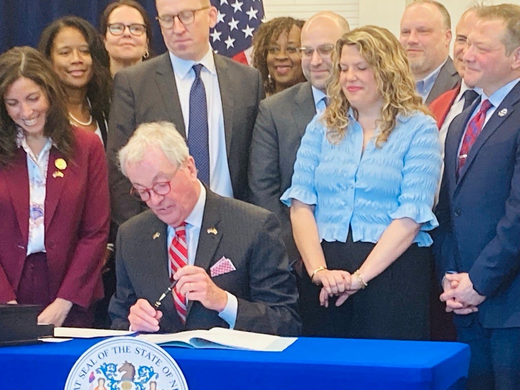 Bill banning cell phone use in NJ schools signed by Murphy