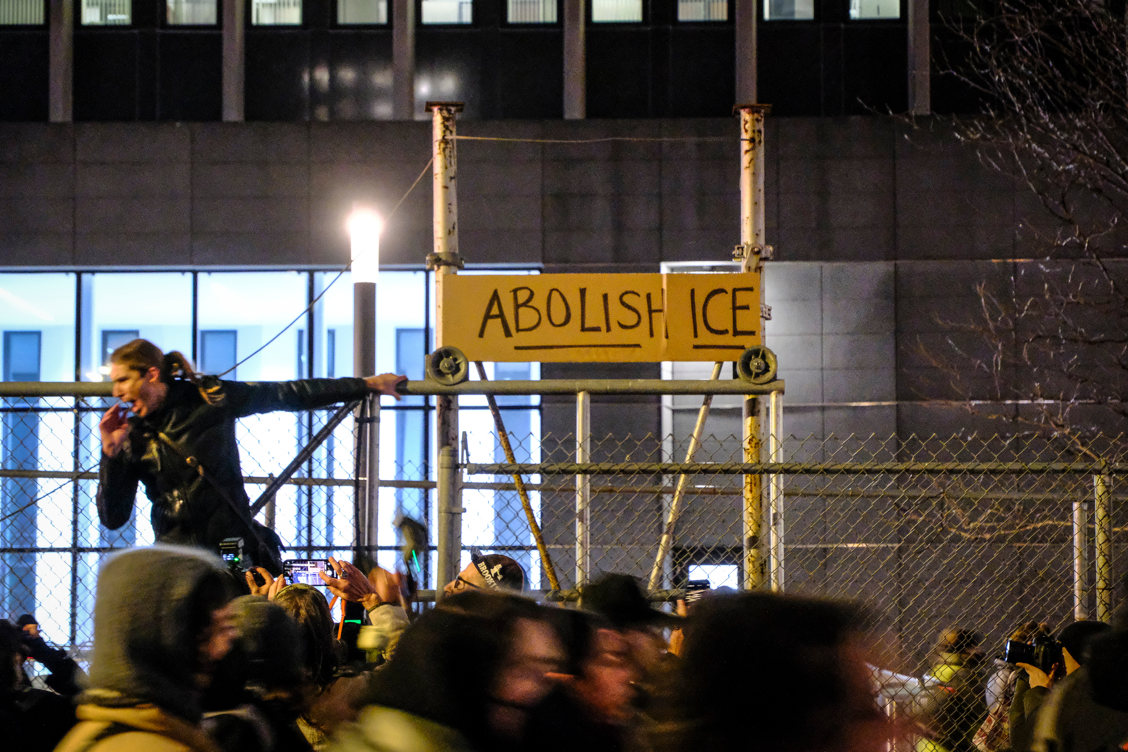 Can a city tell ICE to leave? What law actually allows—and what it doesn’t