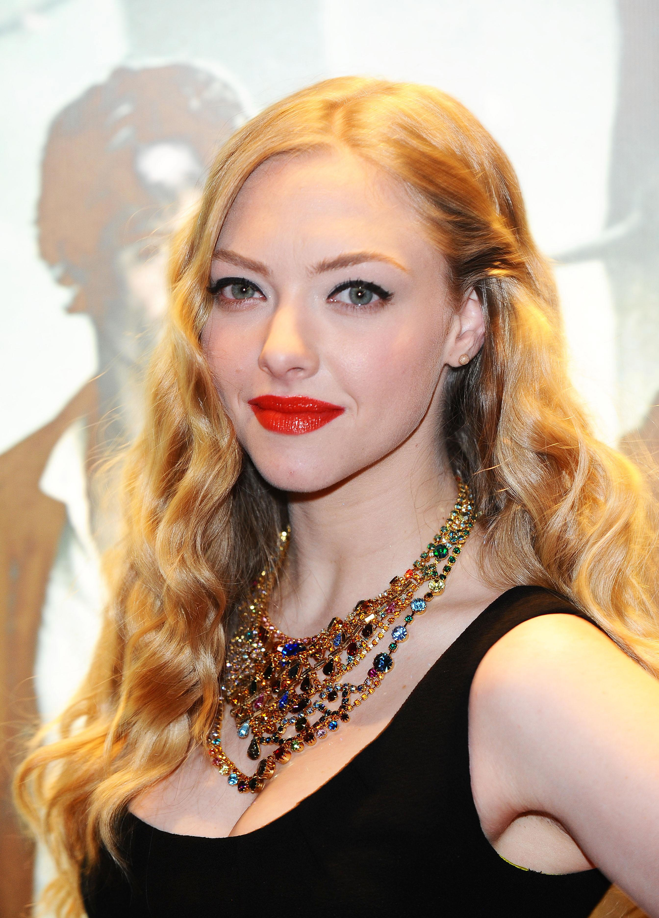 Amanda Seyfried reflects on her 'really extreme' obsessive compulsive ...