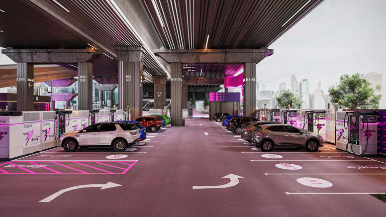 This huge EV charging hub in NYC will run on batteries