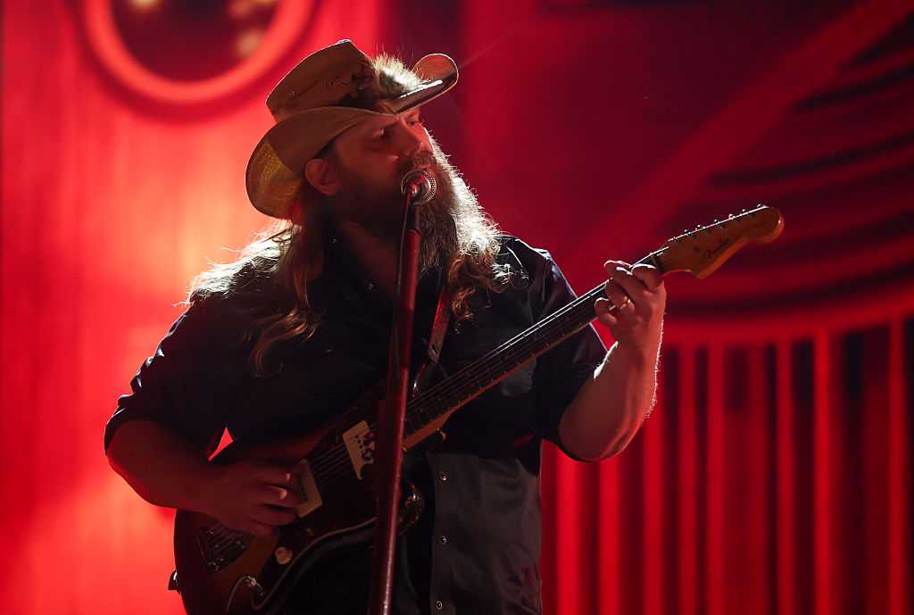 Award-winning country singer-songwriter Chris Stapleton to perform in ...