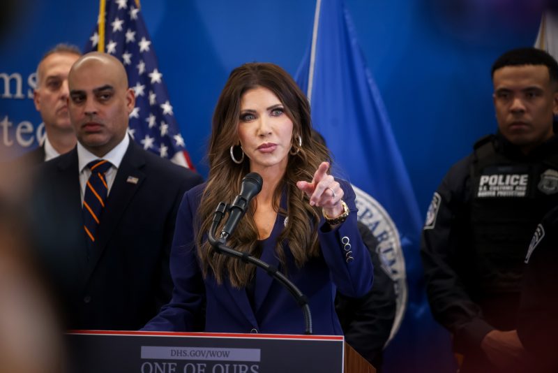 Noem suggests thanking ICE day after deadly MN shooting: 'Buy them lunch'