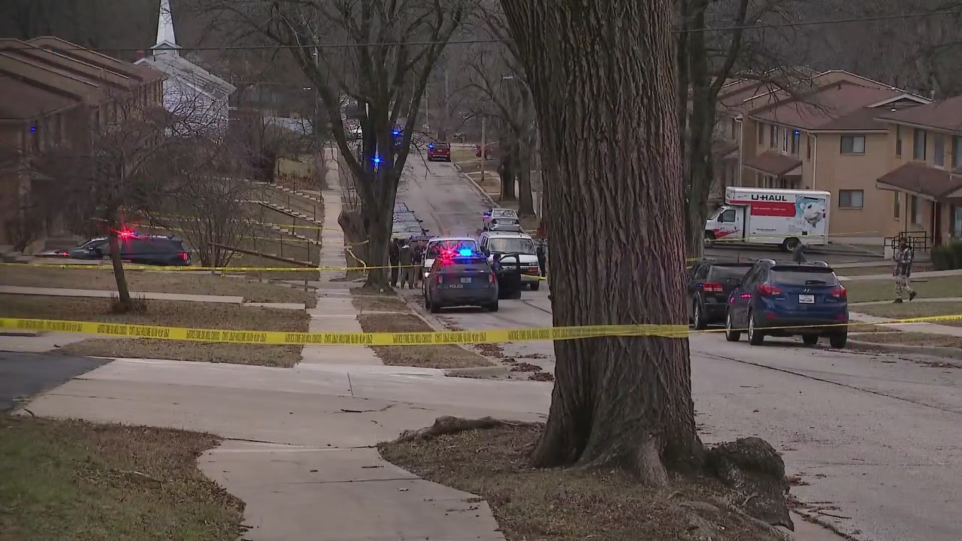 Man shot, killed at Kansas City apartment complex