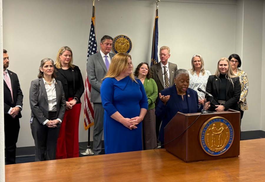 Kentucky Democrats unveil 2026 platform