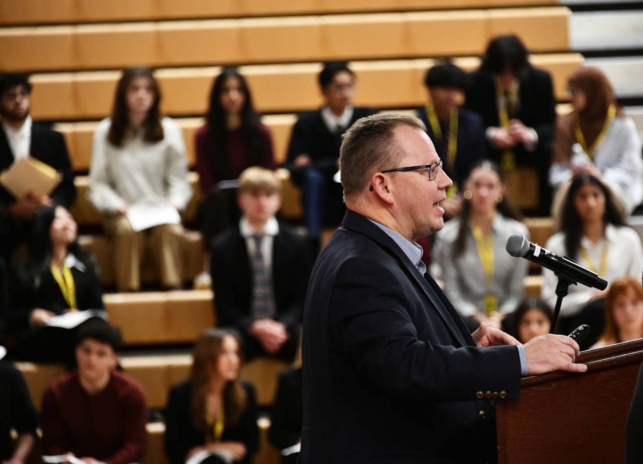 'School funding crisis' town hall urges WA to fix the gaps