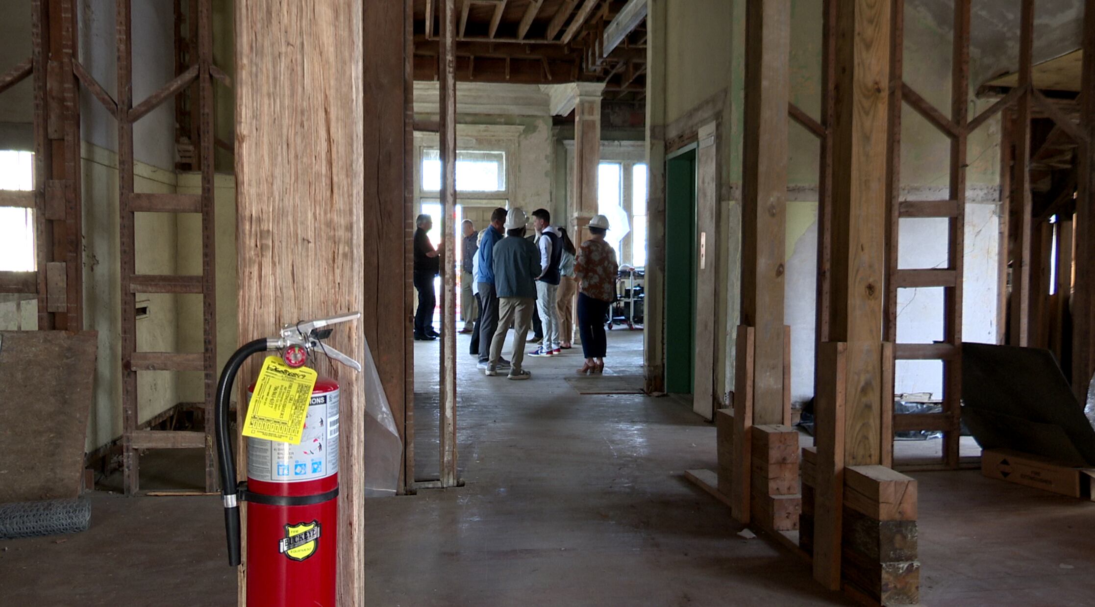 Edgefield leaders celebrate restoration project for historic hotel