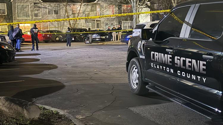 Clayton County police investigating deadly shooting inside apartment ...