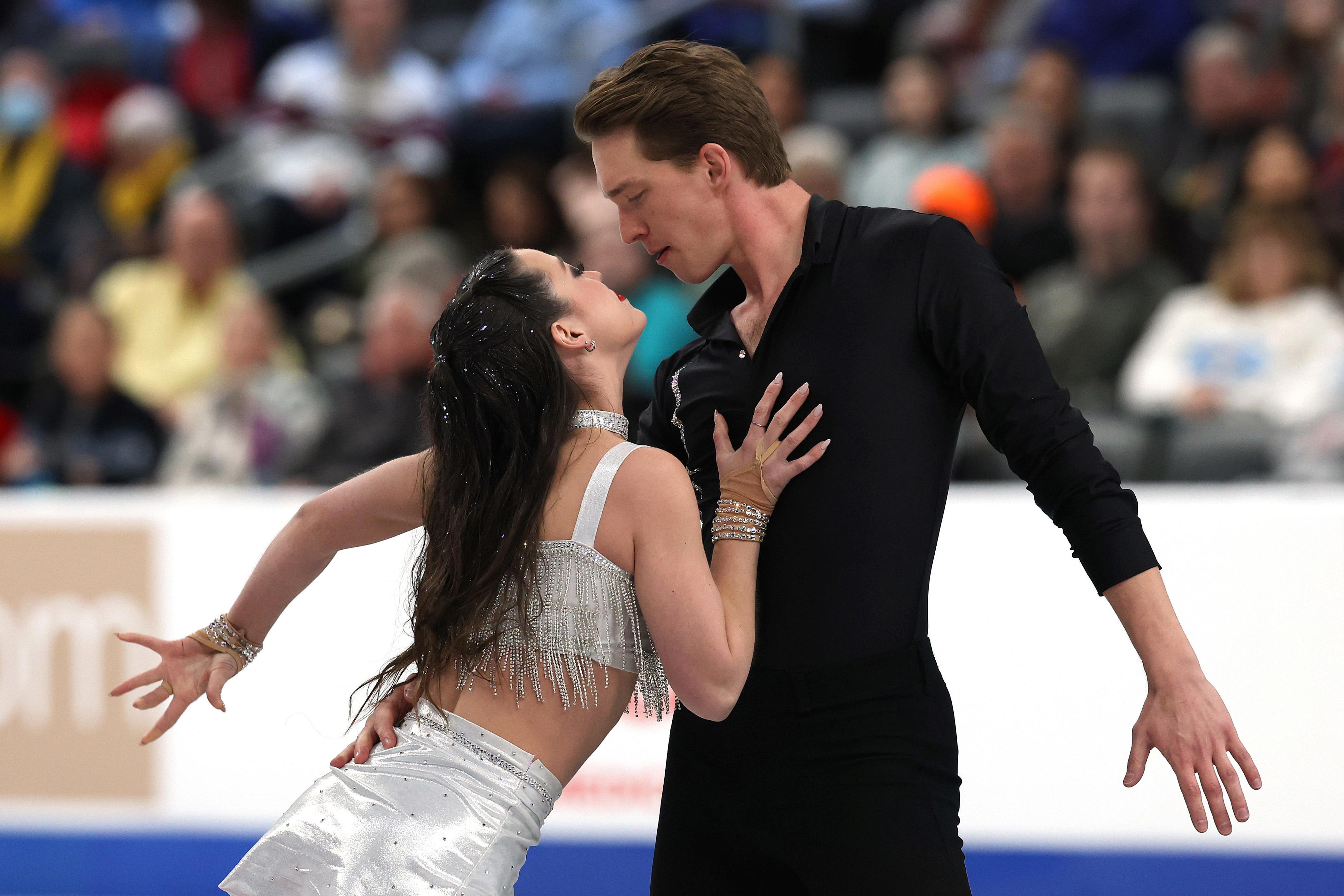 Ilia Malinin gana el campeonato estadounidense de patinaje artístico por cuarto año consecutivo