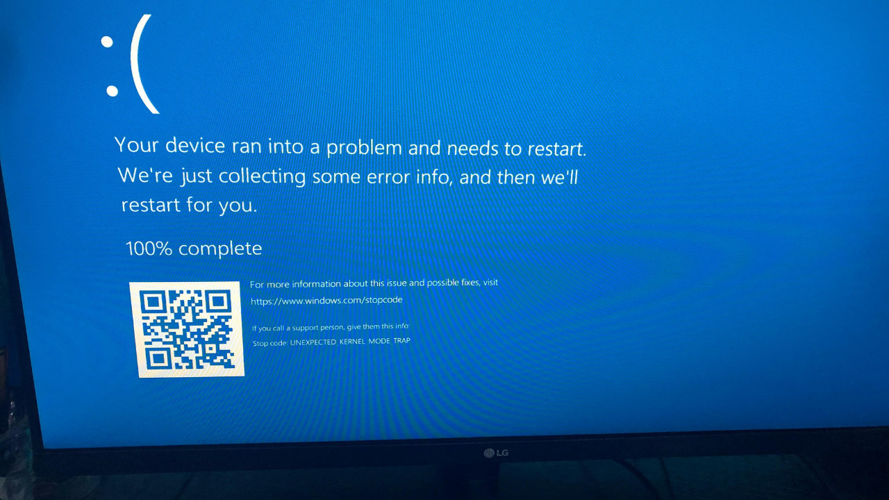 Microsoft shuts down Windows 10 effectively bricking 400M PCs<br><br>