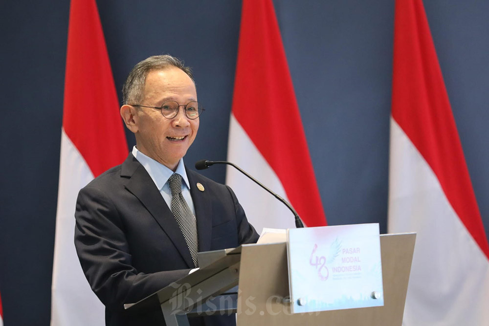 Bos OJK beri update terkait kondisi ekonomi global terkini