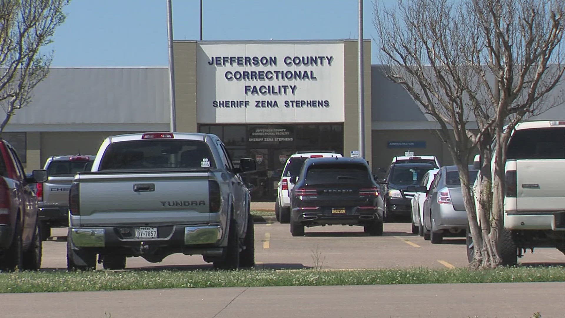Inmate dies after being found unresponsive at Jefferson County jail