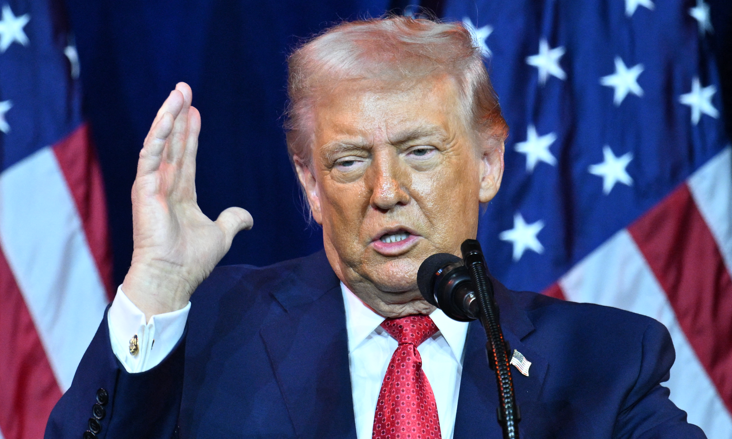 Ông Trump: Tôi không cần luật pháp quốc tế