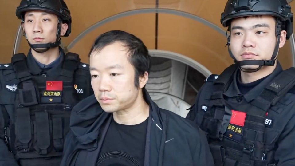 Alleged cybercrime kingpin arrested and extradited from Cambodia to China<br><br>