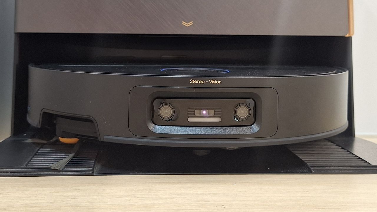 The robovac wars continue, with Dreame slimming down its newest bot to ...