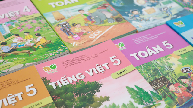 Sách giáo khoa dùng chung, tư duy phải mở