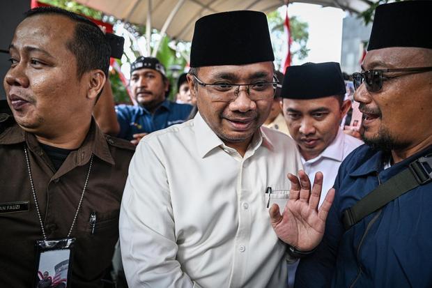 KPK tetapkan mantan Menag Yaqut tersangka kasus kuota haji