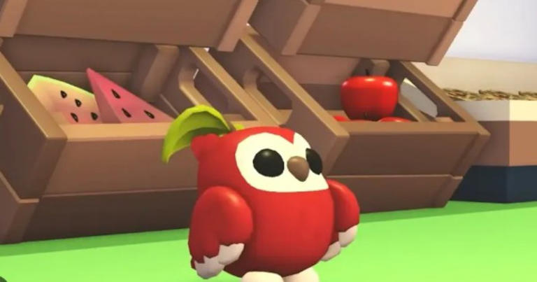 Roblox Adopt Me: How to collect every fruit owl pet