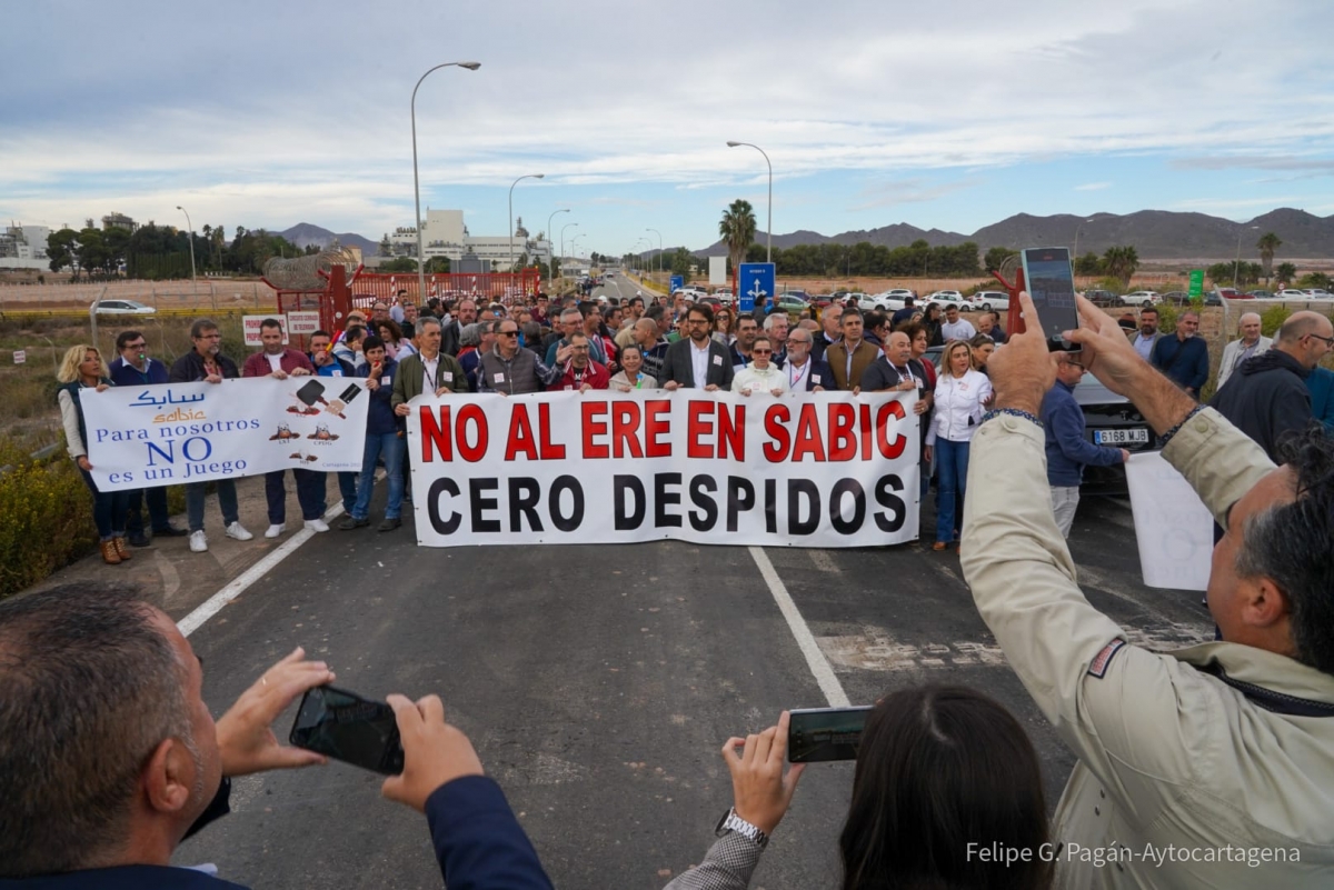 La incertidumbre se apodera de los trabajadores de Sabic en Cartagena ...
