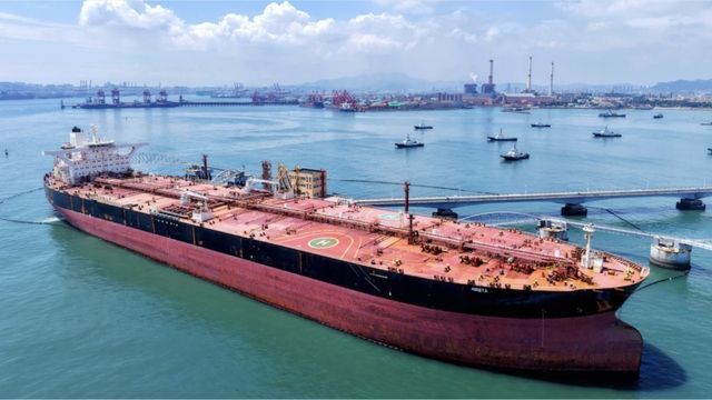 US-Jagd auf russisches Tankschiff bedroht Chinas Straßenbau