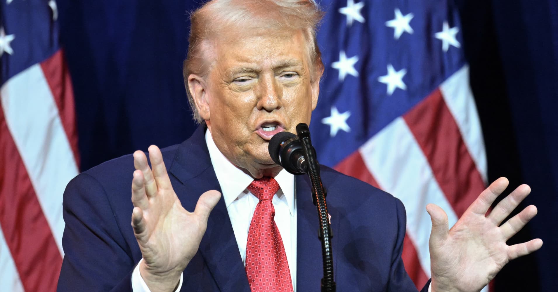 Trump says he’s canceled second wave of attacks on Venezuela<br>