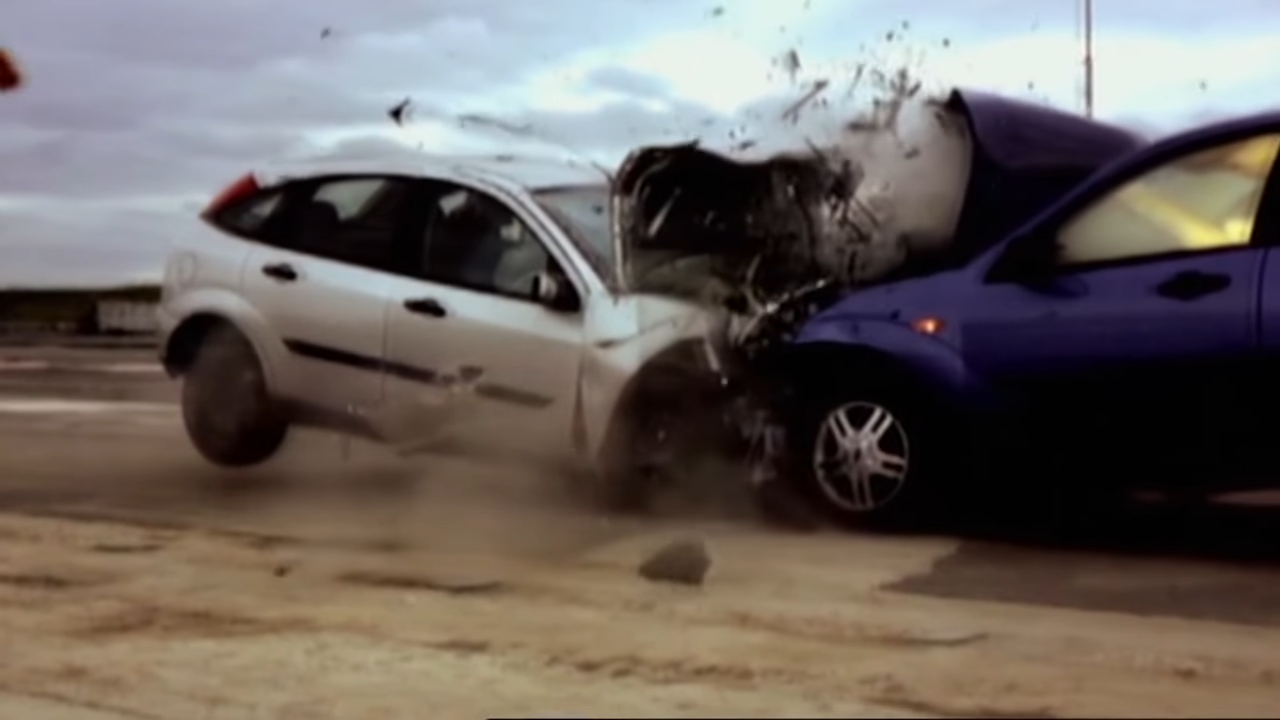 This is what happens when a car falls 30ft