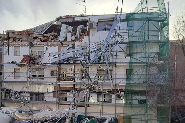 Un muerto y tres heridos por una explosión de gas en Carabanchel (Madrid)