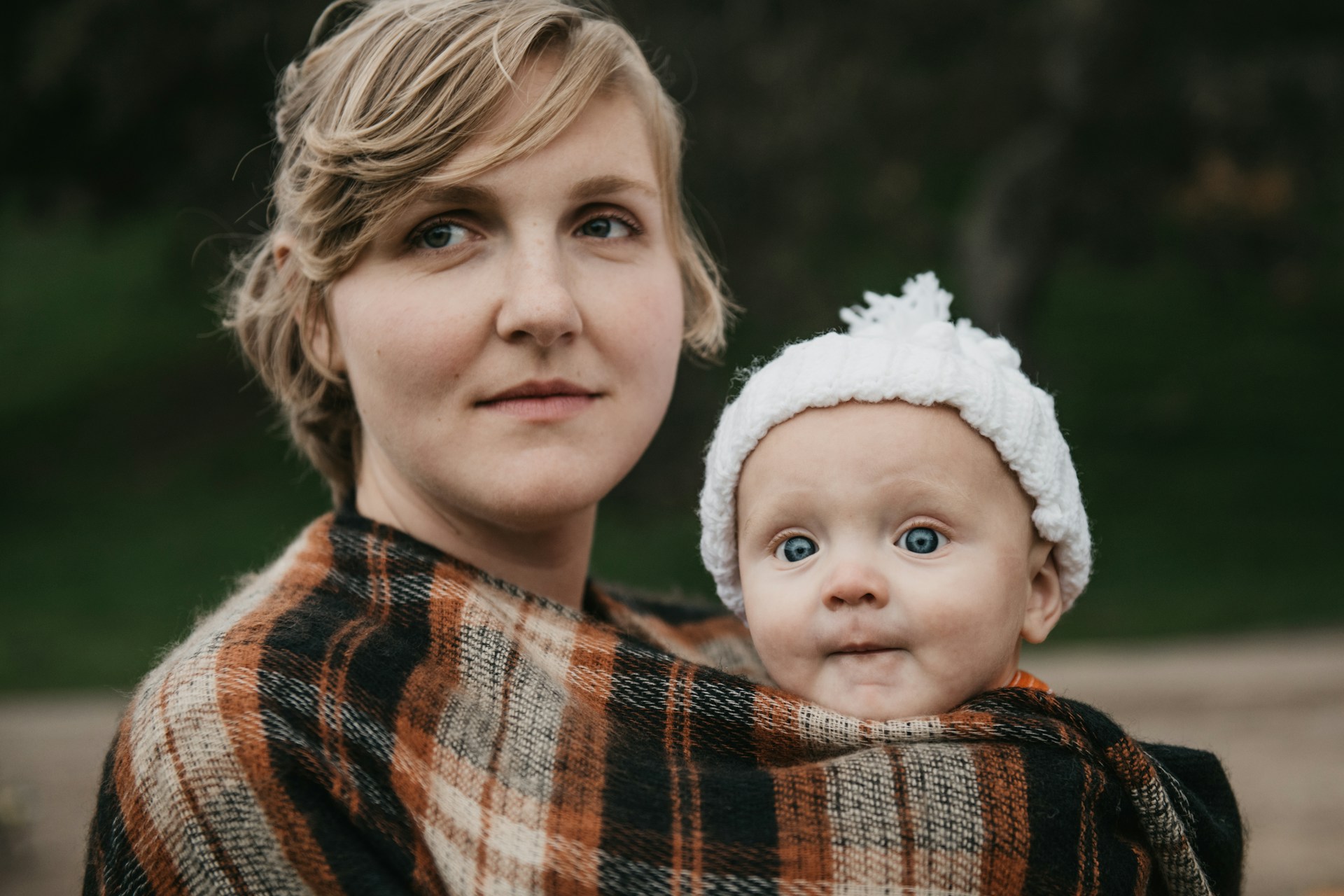 The invisible weight of comparisons between mothers