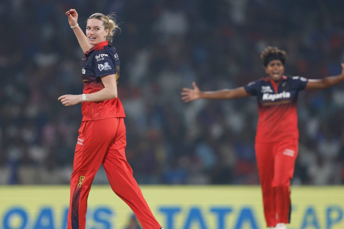 WPL 2026: Lauren Bell makes history on RCB debut! Becomes bowler with ...