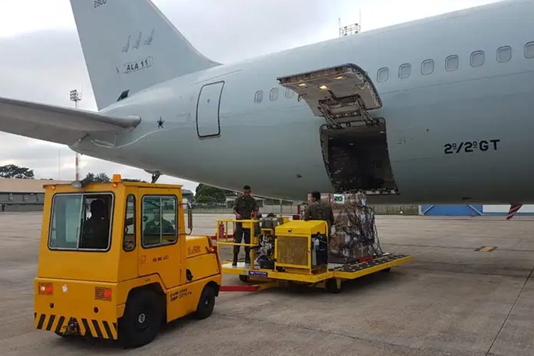 Brasil faz mega doação para a Venezuela após ataques dos EUA