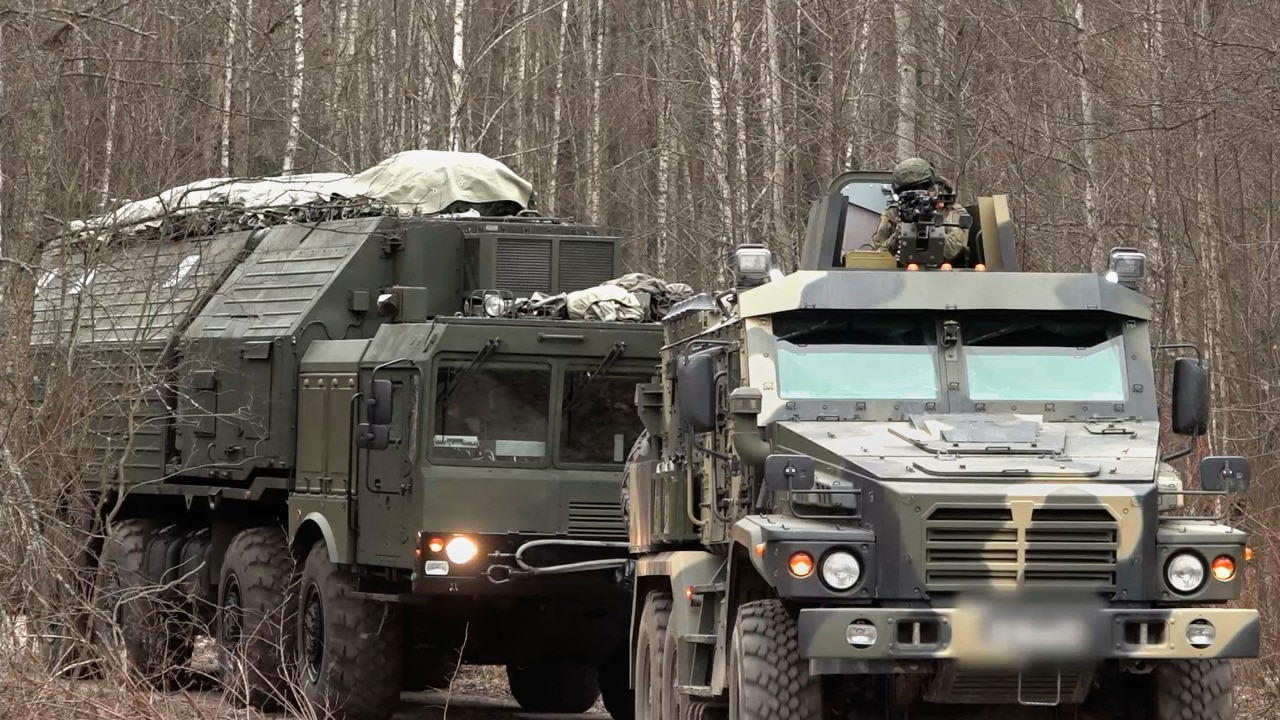 Russia fires its new nuke-capable hypersonic missile on Ukraine in ...