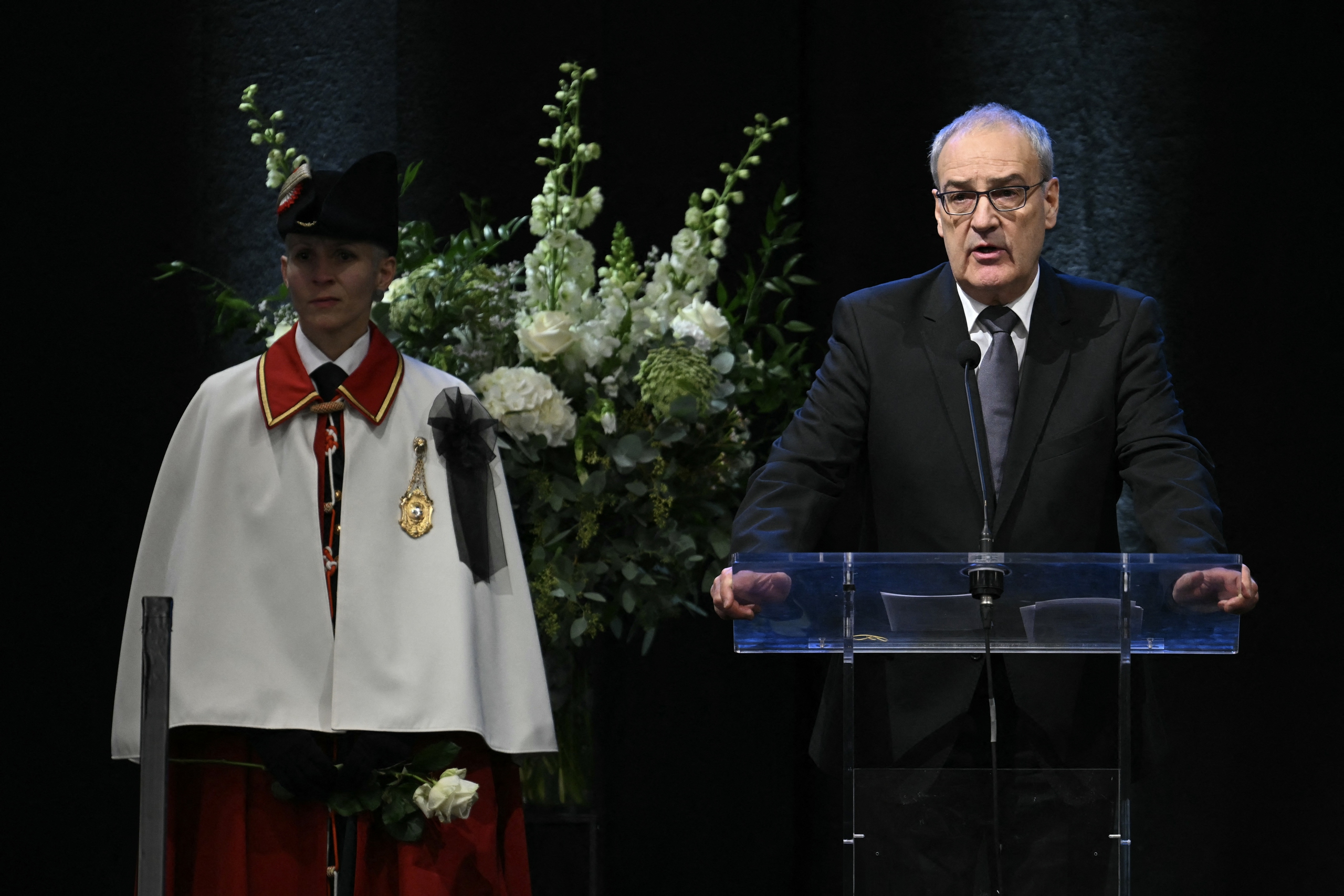 Thụy Sĩ tưởng niệm 40 nạn nhân thiệt mạng vụ cháy quán bar đêm giao thừa