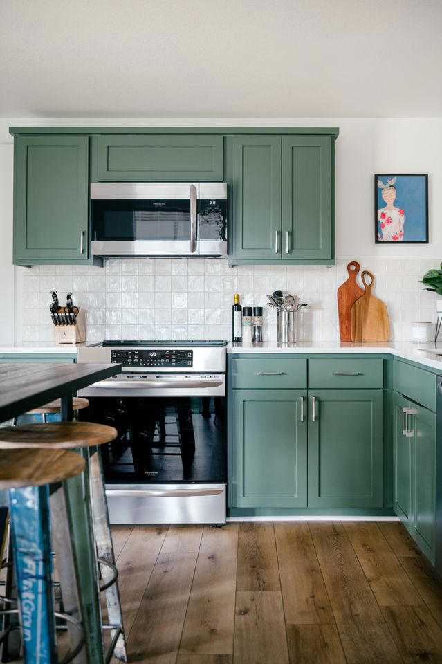 The 6 most popular kitchen cabinet paint colors for 2026, according to ...