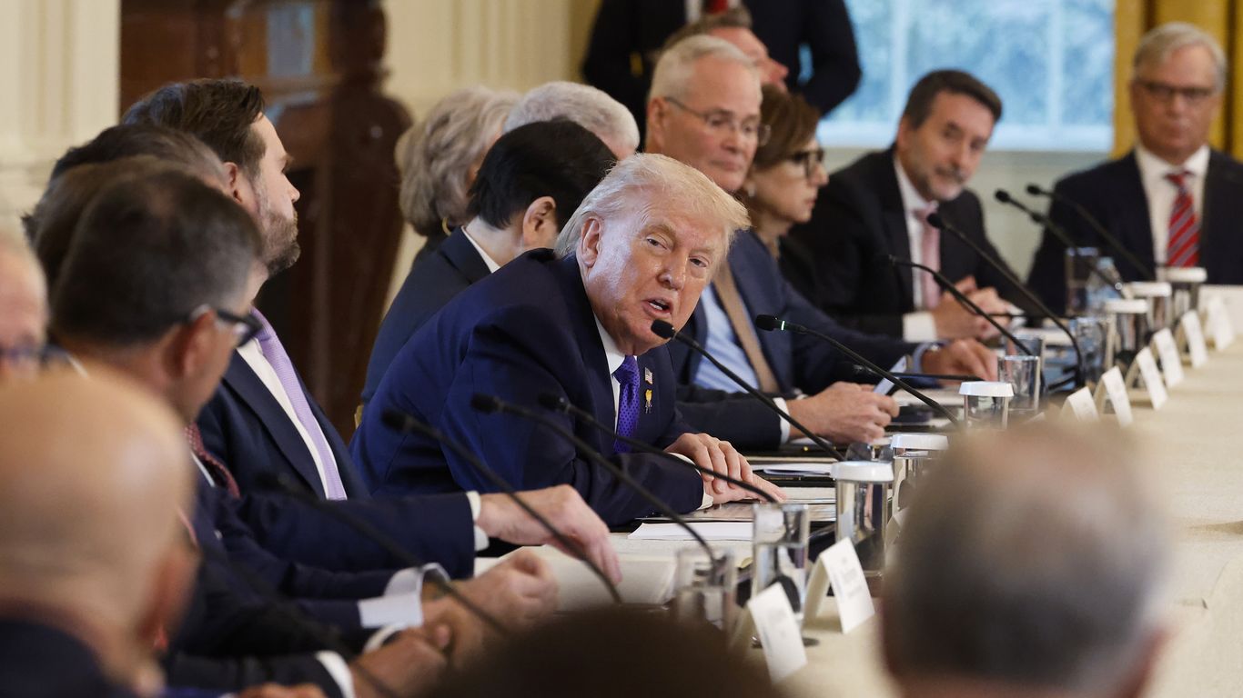 US oil giants tell Trump they're noncommittal on Venezuela