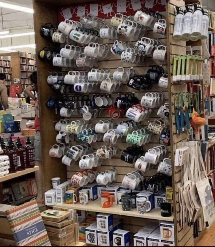 “No Context Required”: 45 Funny Images That Defy Explanation