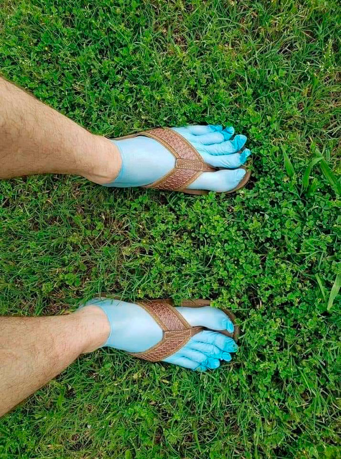 “No Context Required”: 45 Funny Images That Defy Explanation
