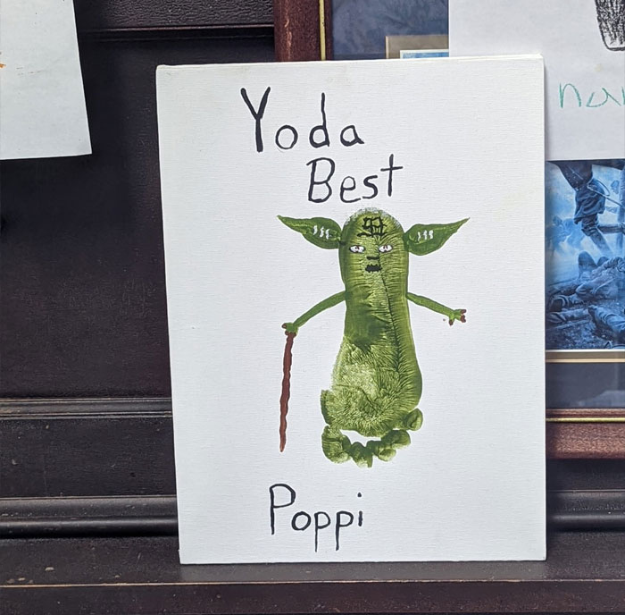 “No Context Required”: 45 Funny Images That Defy Explanation