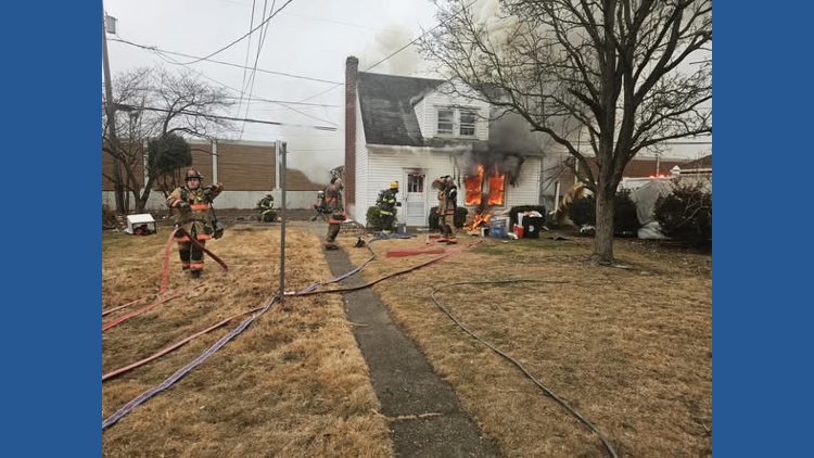 Friday morning fire in Dauphin County injures 1