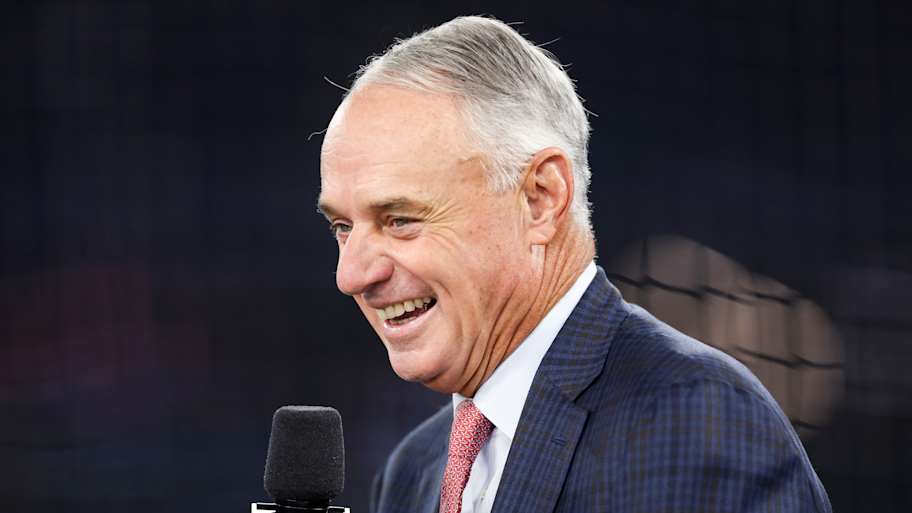 Reds division outlook shifts after Rob Manfred MLB realignment comments