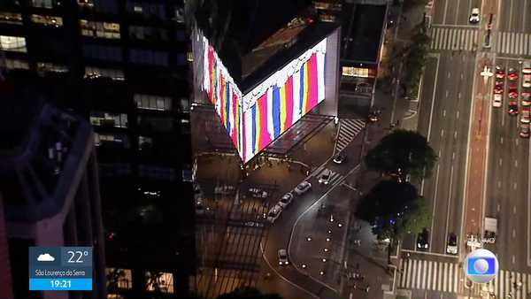 Homem morre após cair de altura de 10 metros de escada rolante de shopping na Avenida Paulista