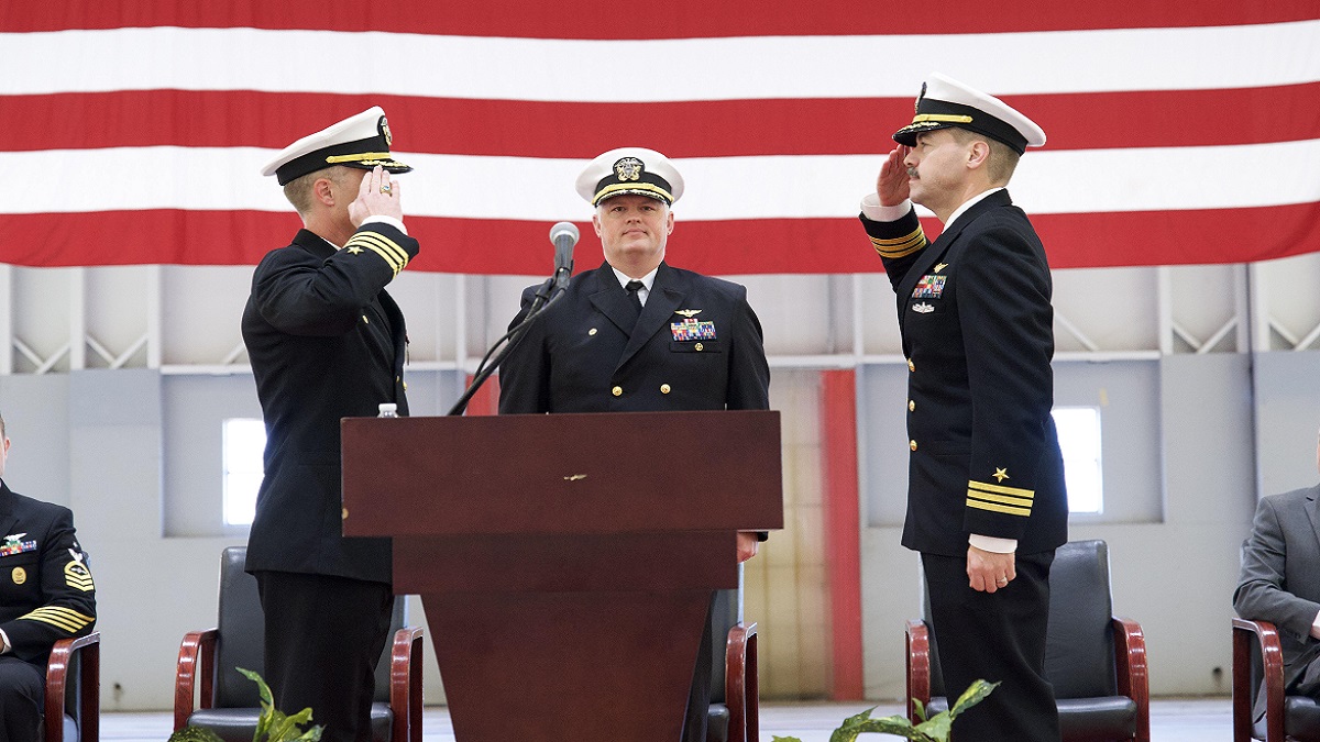 Cmdr. King takes USNTPS command at Pax River