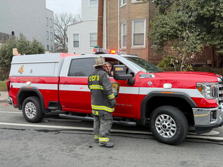 Woman seriously hurt, 6 displaced in DC apartment fire