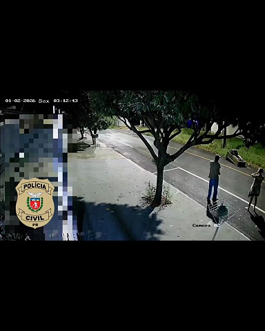 Investigados por morte de homem encontrado em sofá são presos