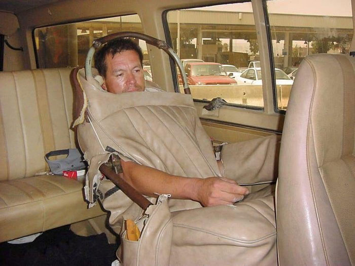 “No Context Required”: 45 Funny Images That Defy Explanation