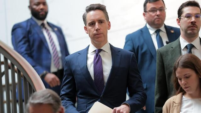 17 Republicans join House Democrats to revive bill to extend health ...