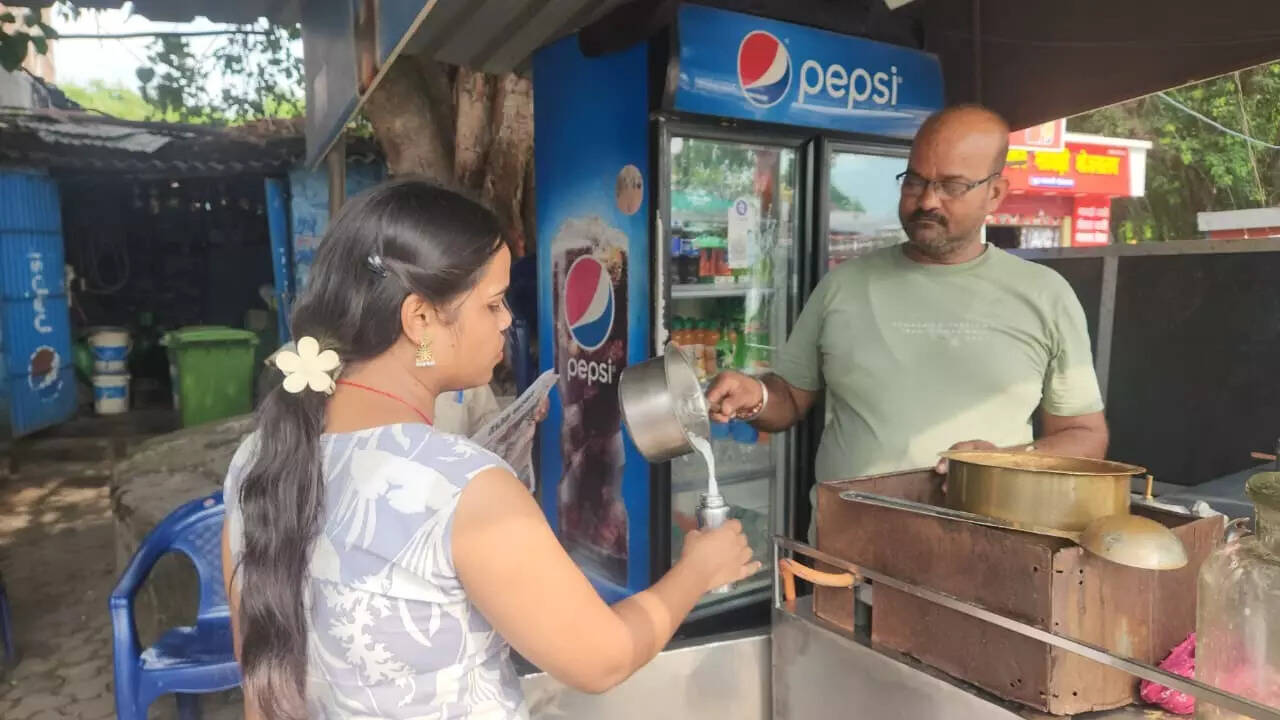 Milk, kindness and a tea stall in Rajgir