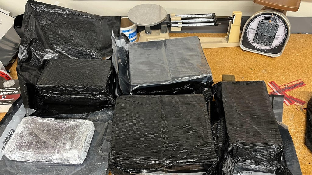 2 California women charged with drug trafficking in O'Hare cocaine bust