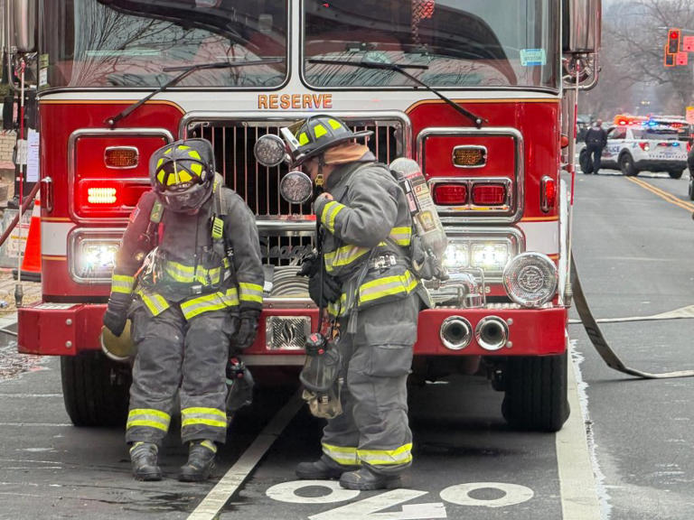 Woman seriously hurt, 6 displaced in DC apartment fire