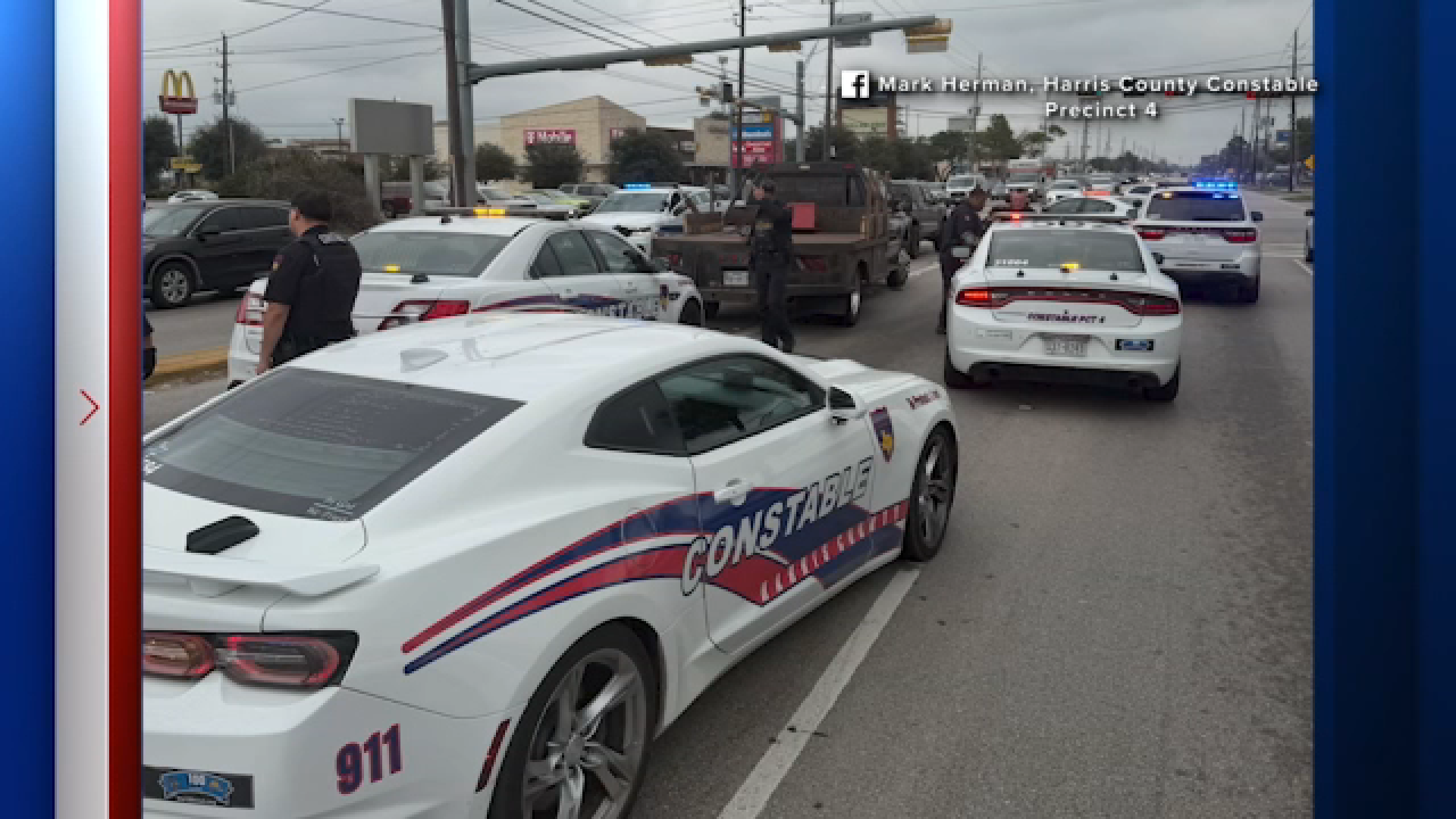 Man in custody after hitting multiple cars while fleeing from deputies ...