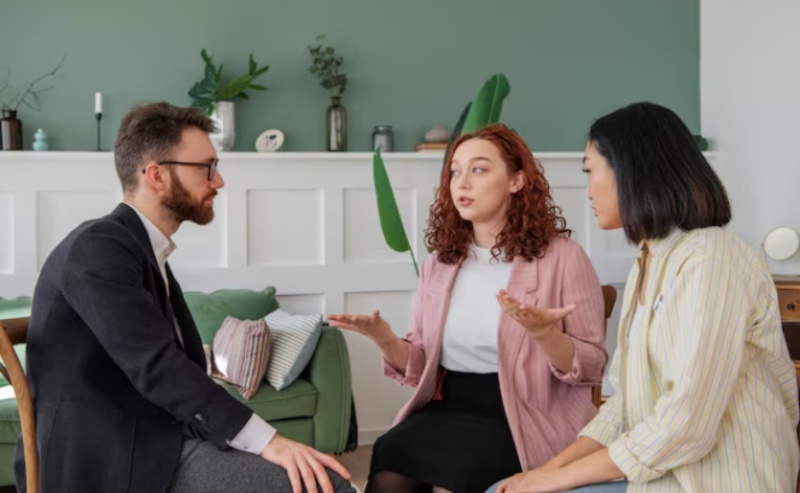 Habits that are ruining friendships in the 21st century